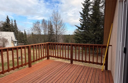 Happy Valley House | Stariski Lodge. 3-bedroom house in Anchor Point. Anglers paradise!