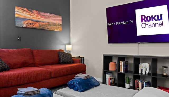 Comfy King 1BR Heart of Soulard