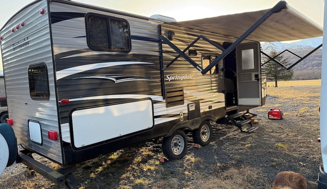 Kodiak Alaska Travel Trailer near prime fishing grounds!