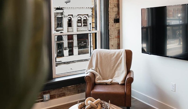 Charming Downtown Troy Stylish Loft Superhost
