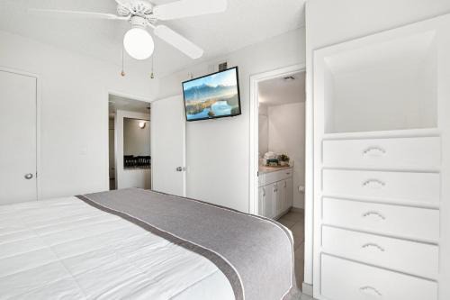 Scottsdale Premium Term Getaway Furnished Golf Cable Utilities 